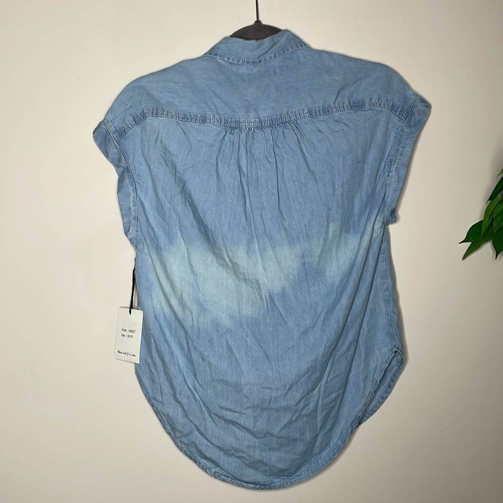 Japna Soft Denim Short Sleeve Button Up - Picture 6 of 6